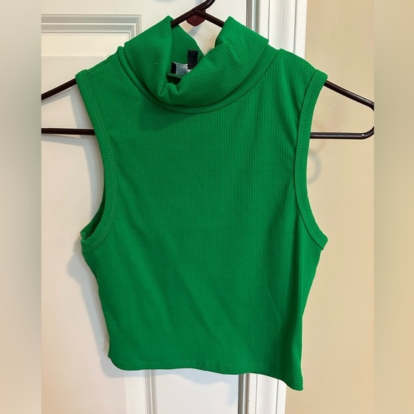 NWOT Spark My Interest Green Ribbed Turtleneck Crop Tank Top - Picture 2 of 7
